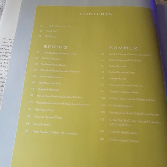 Book: Martha Stewart's Healthy Quick Cook 52 quick, easy menus Hardcover - Picture 7 of 12